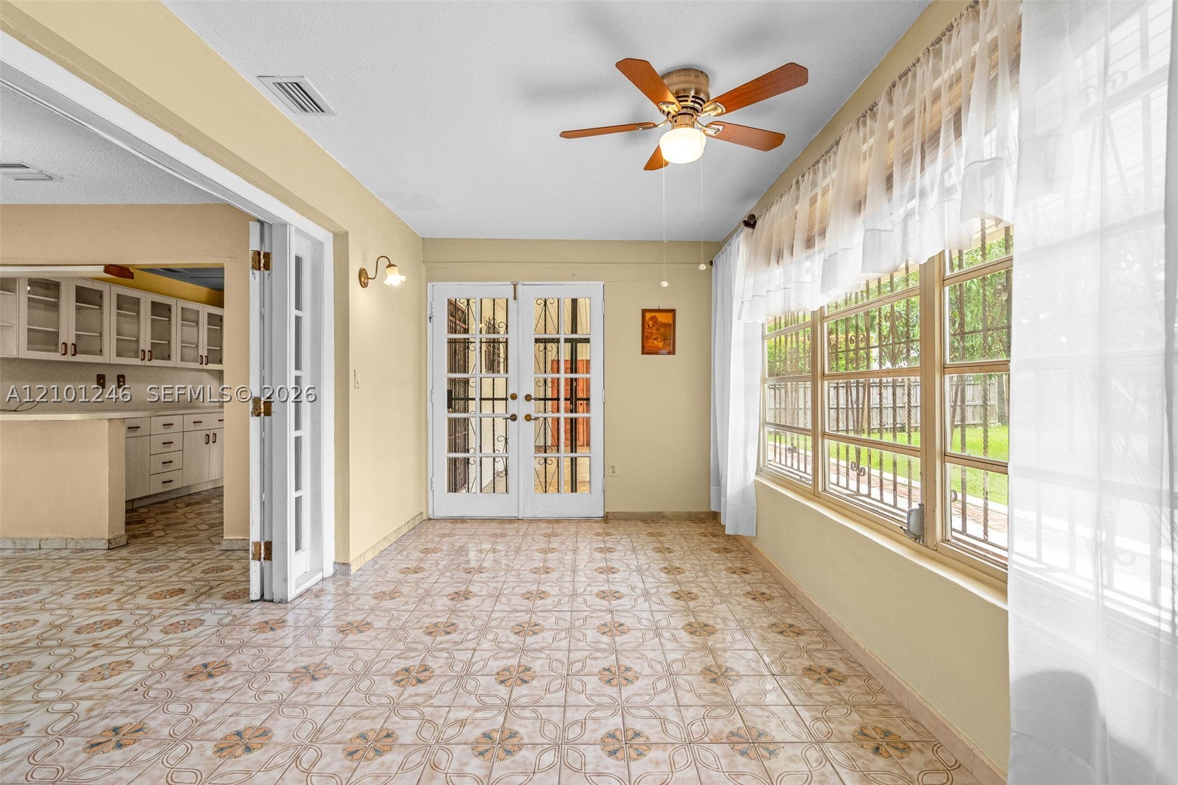 8810 SW 54th Ter, Miami FL 33165