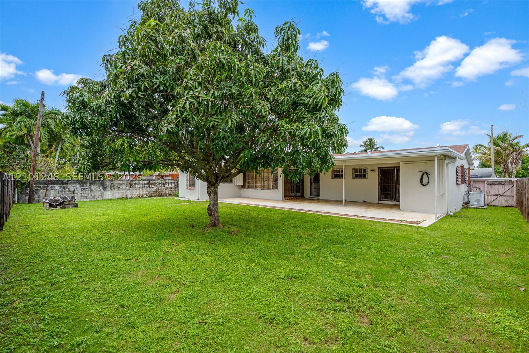 8810 SW 54th Ter, Miami FL 33165