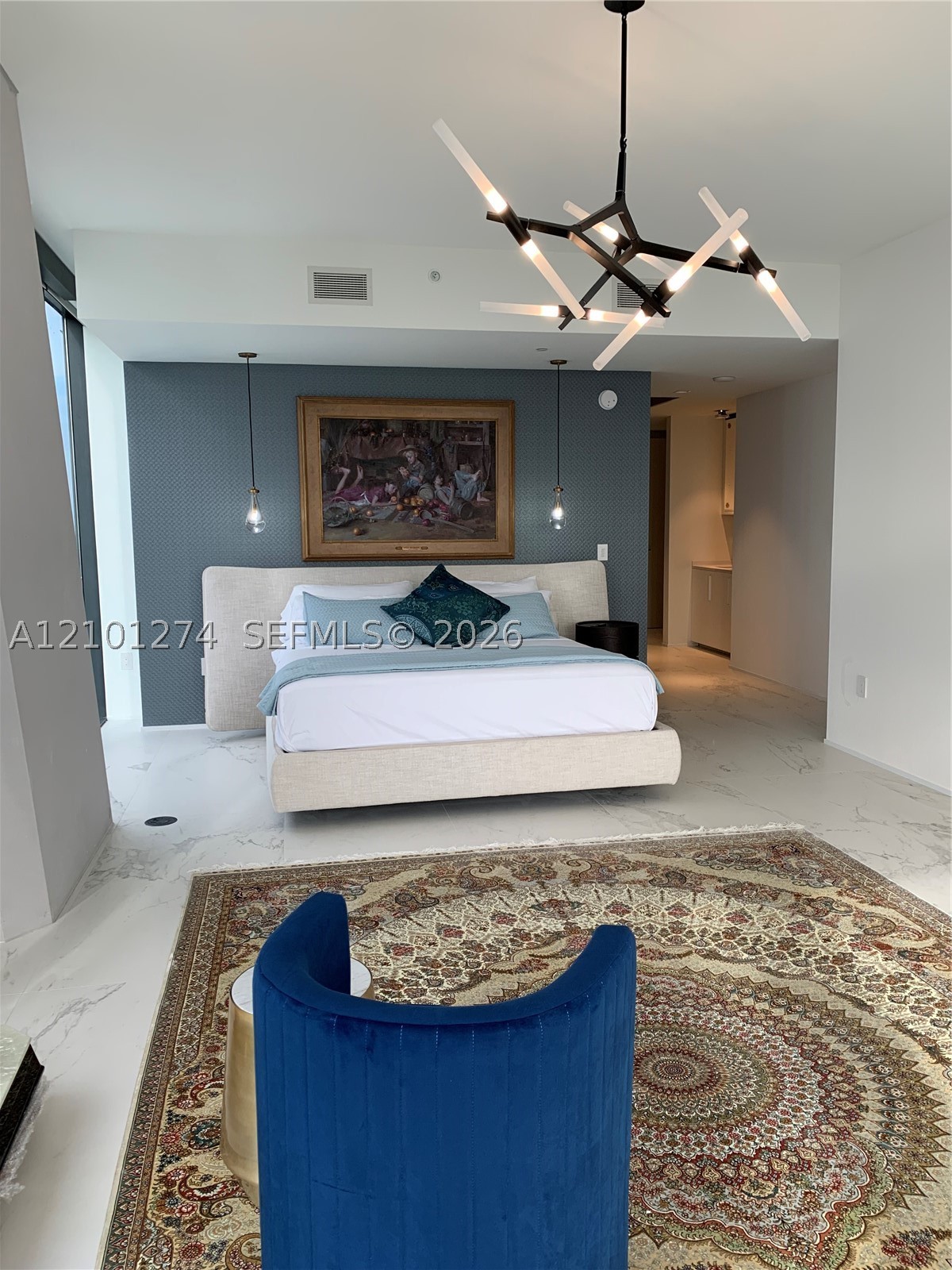 1000 Biscayne Blvd #4402, Miami FL 33132