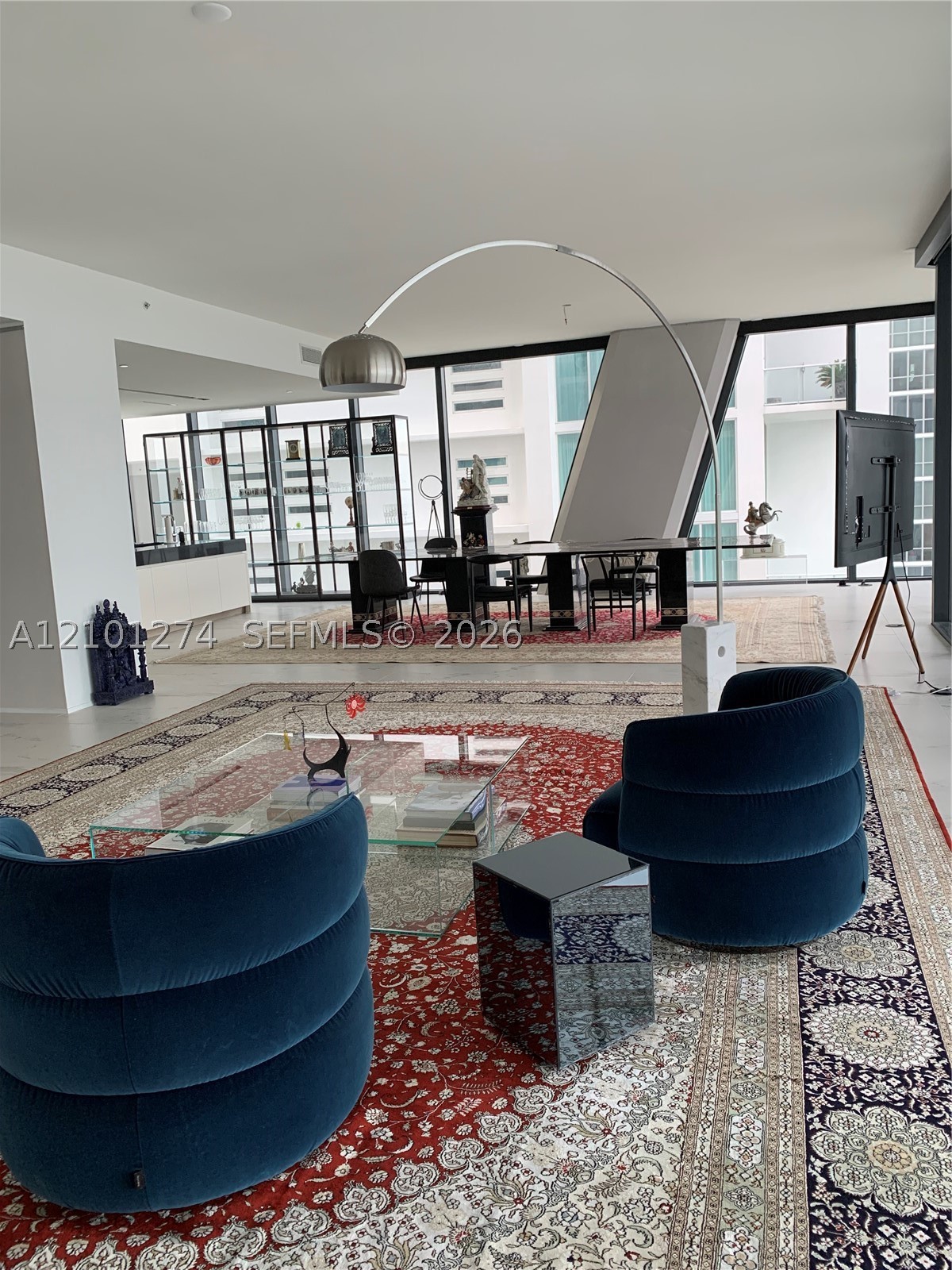 1000 Biscayne Blvd #4402, Miami FL 33132