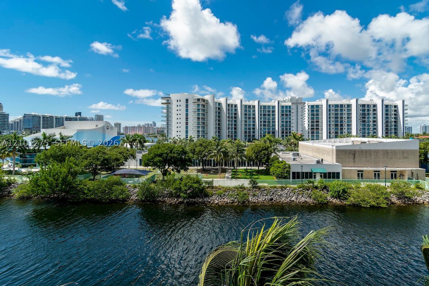 3330 NE 190 ST #516, Aventura FL 33180