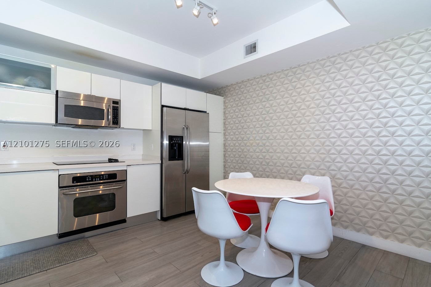 3330 NE 190 ST #516, Aventura FL 33180