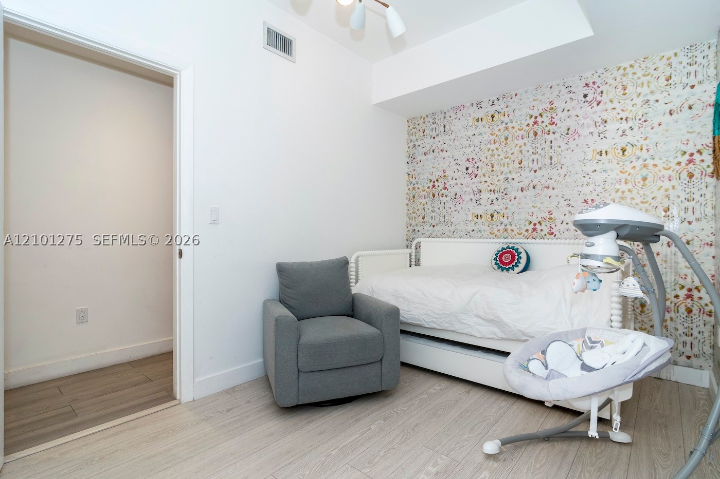 3330 NE 190 ST #516, Aventura FL 33180