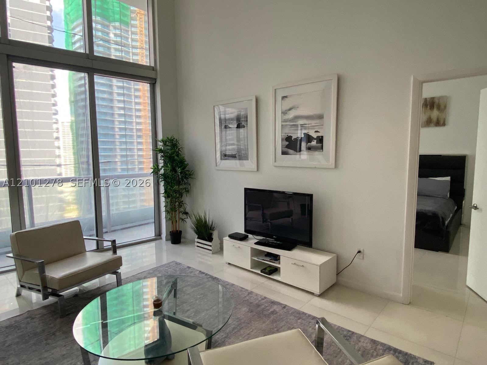 485 Brickell Ave #2806, Miami FL 33131