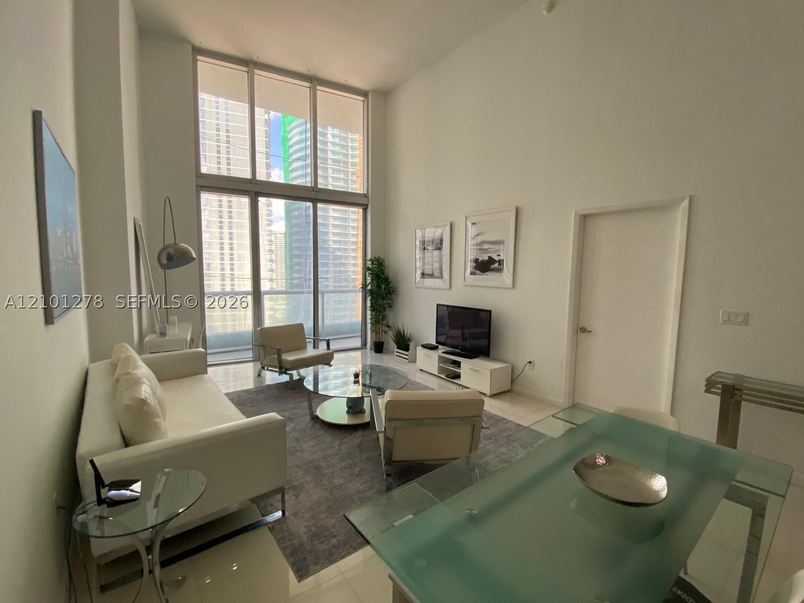 485 Brickell Ave #2806, Miami FL 33131
