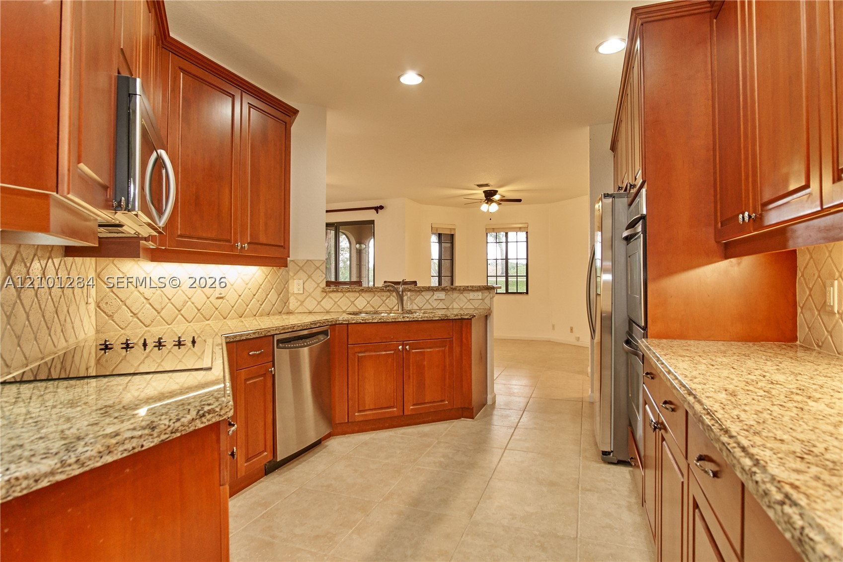 2707 Center Ct Dr #1-15, Weston FL 33332