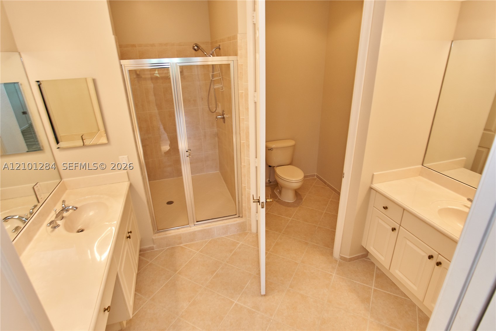 2707 Center Ct Dr #1-15, Weston FL 33332