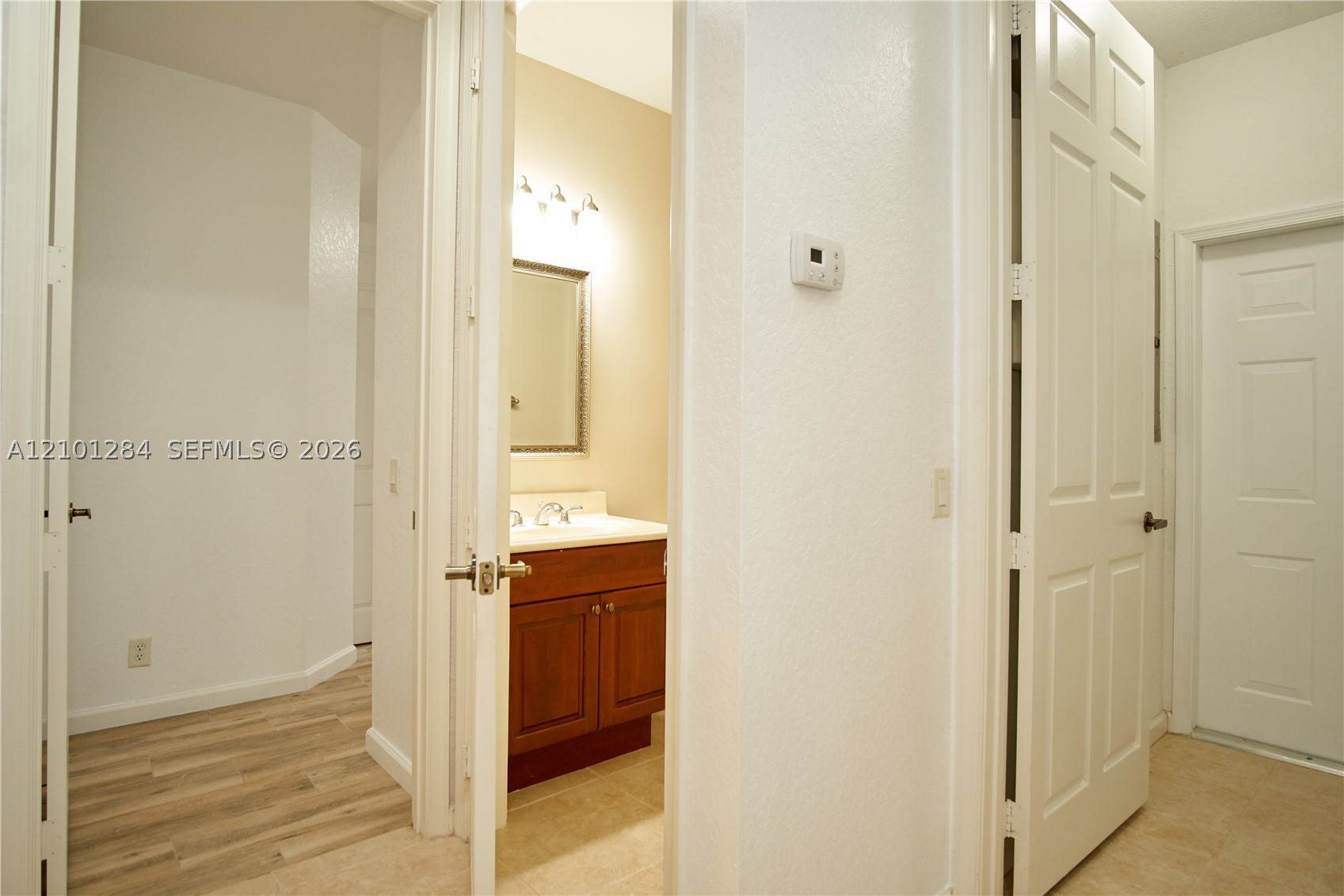 2707 Center Ct Dr #1-15, Weston FL 33332