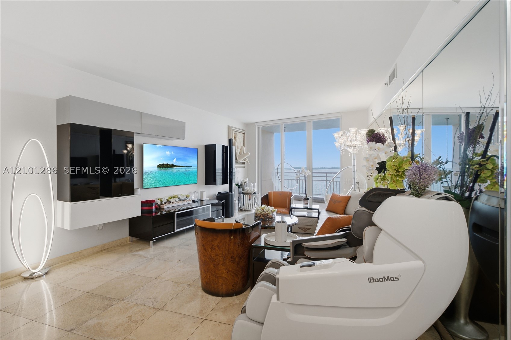 808 Brickell Key Dr #1106, Miami FL 33131