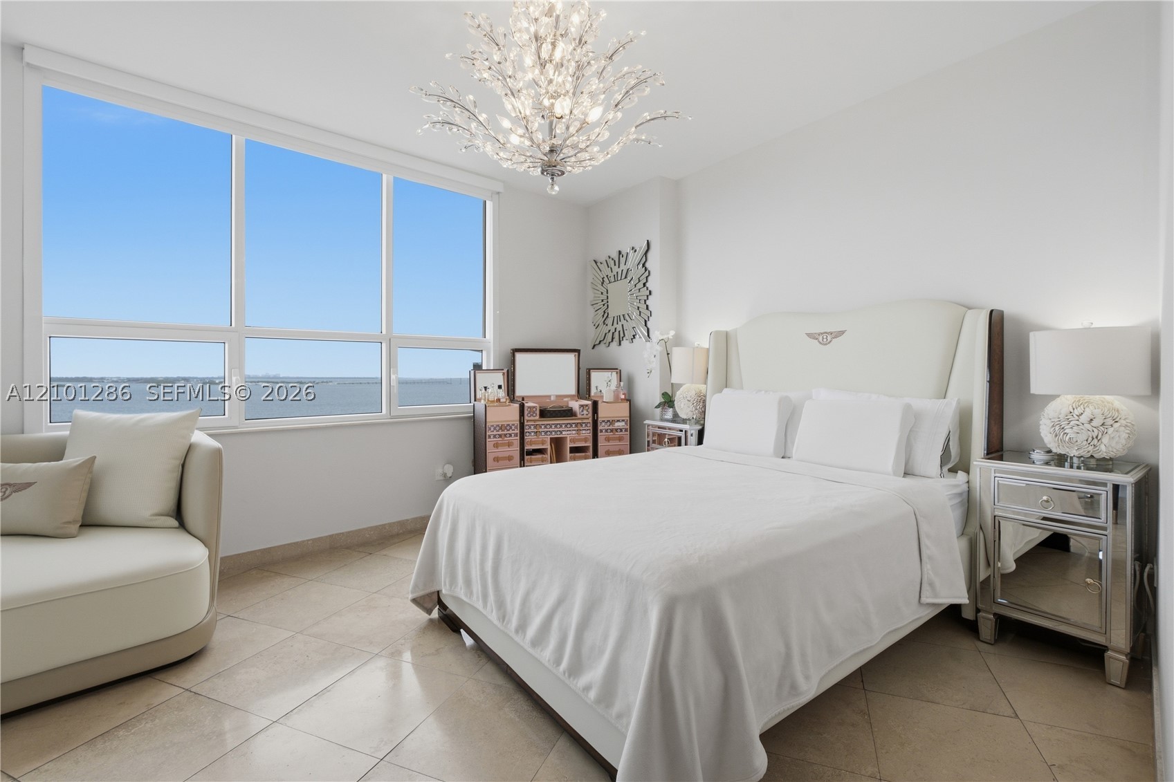 808 Brickell Key Dr #1106, Miami FL 33131