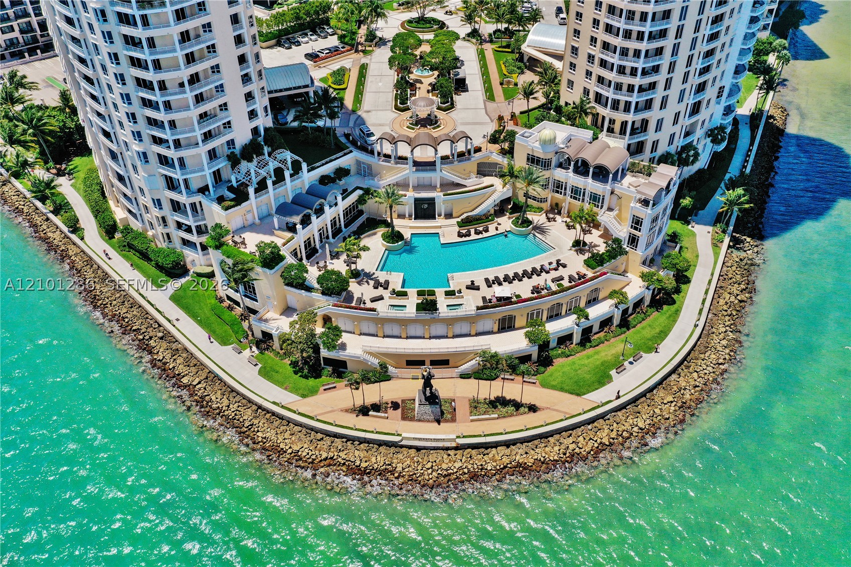 808 Brickell Key Dr #1106, Miami FL 33131