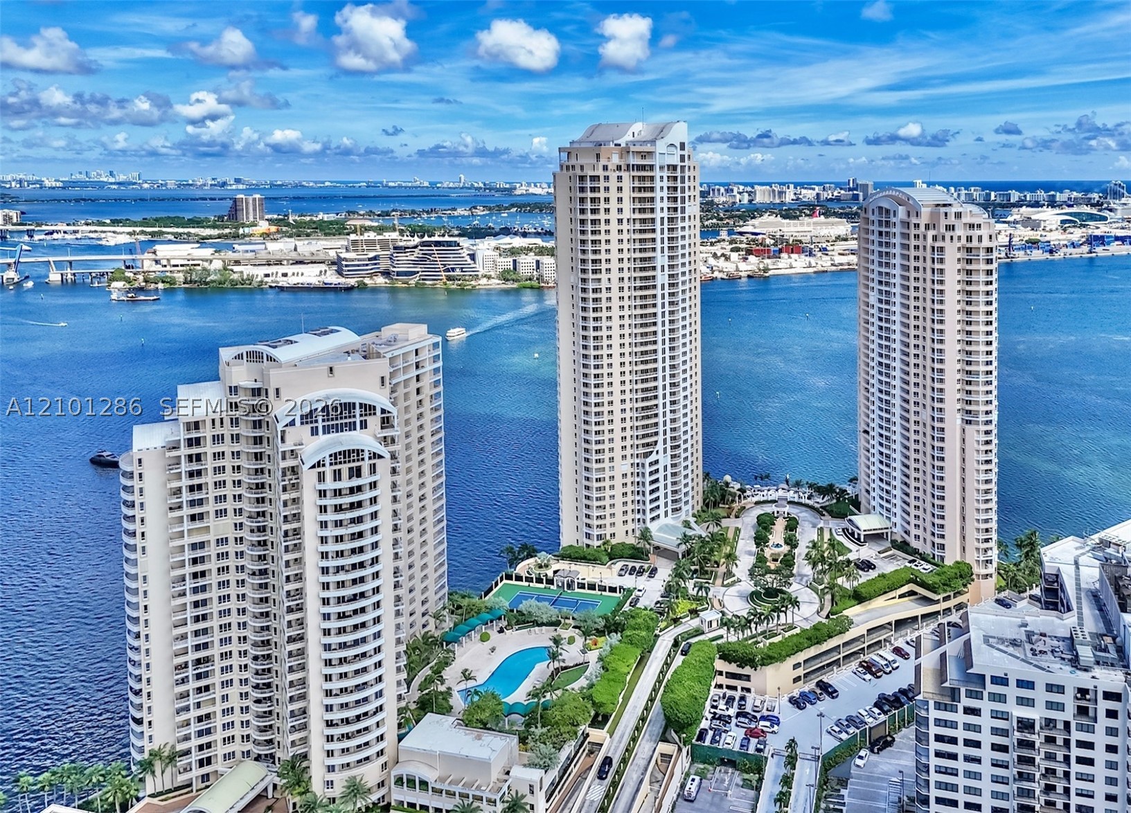 808 Brickell Key Dr #1106, Miami FL 33131