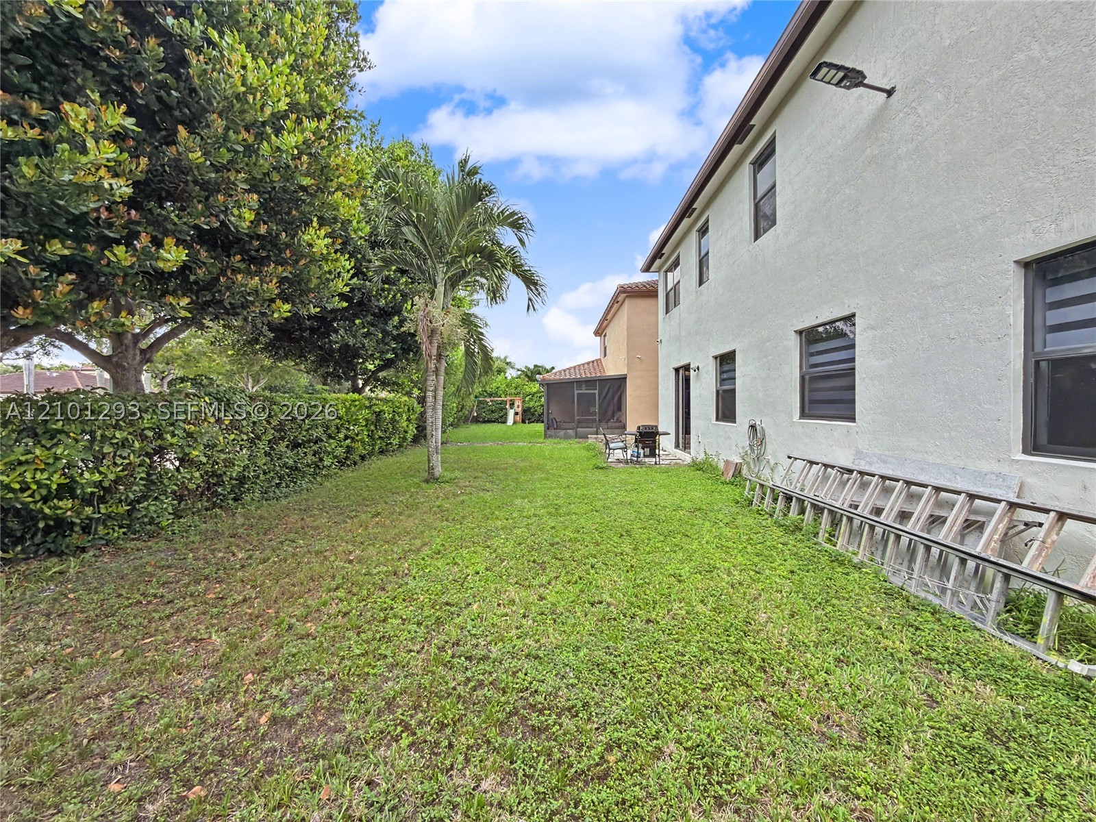 589 SE 35th Ter, Homestead FL 33033