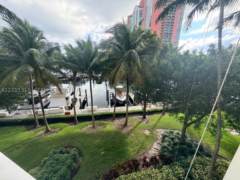 3340 NE 190th St #308, Aventura FL 33180