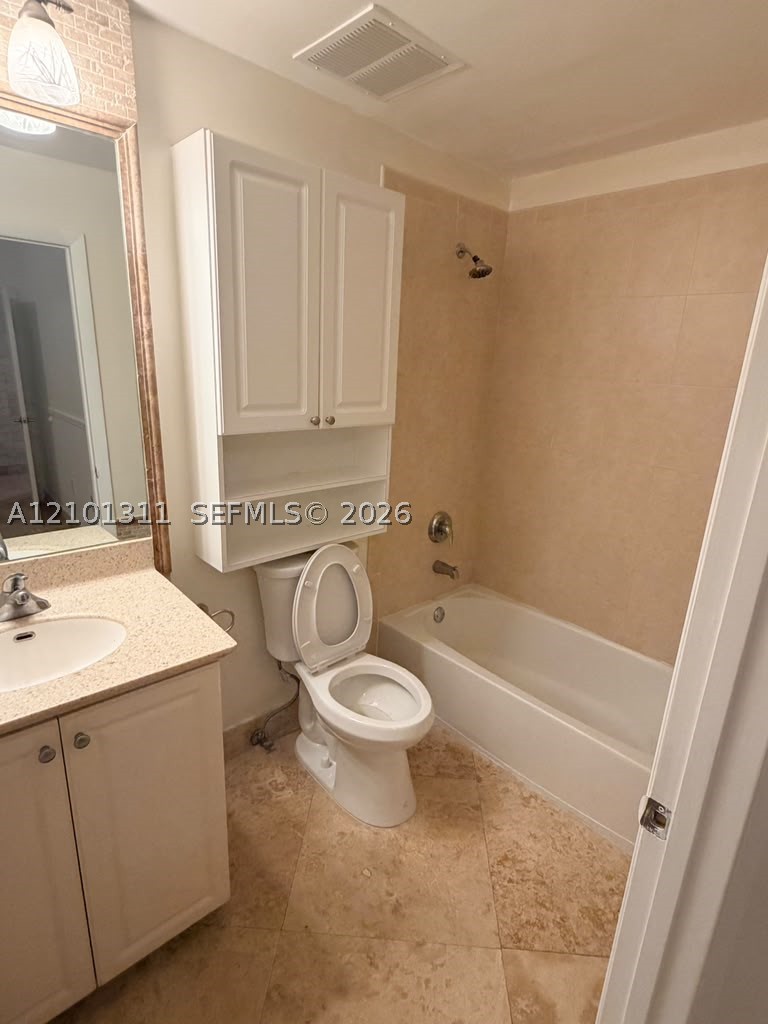 3340 NE 190th St #308, Aventura FL 33180