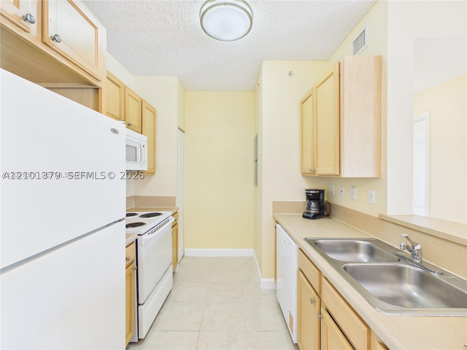 6001 SW 70th St #502, South Miami FL 33143