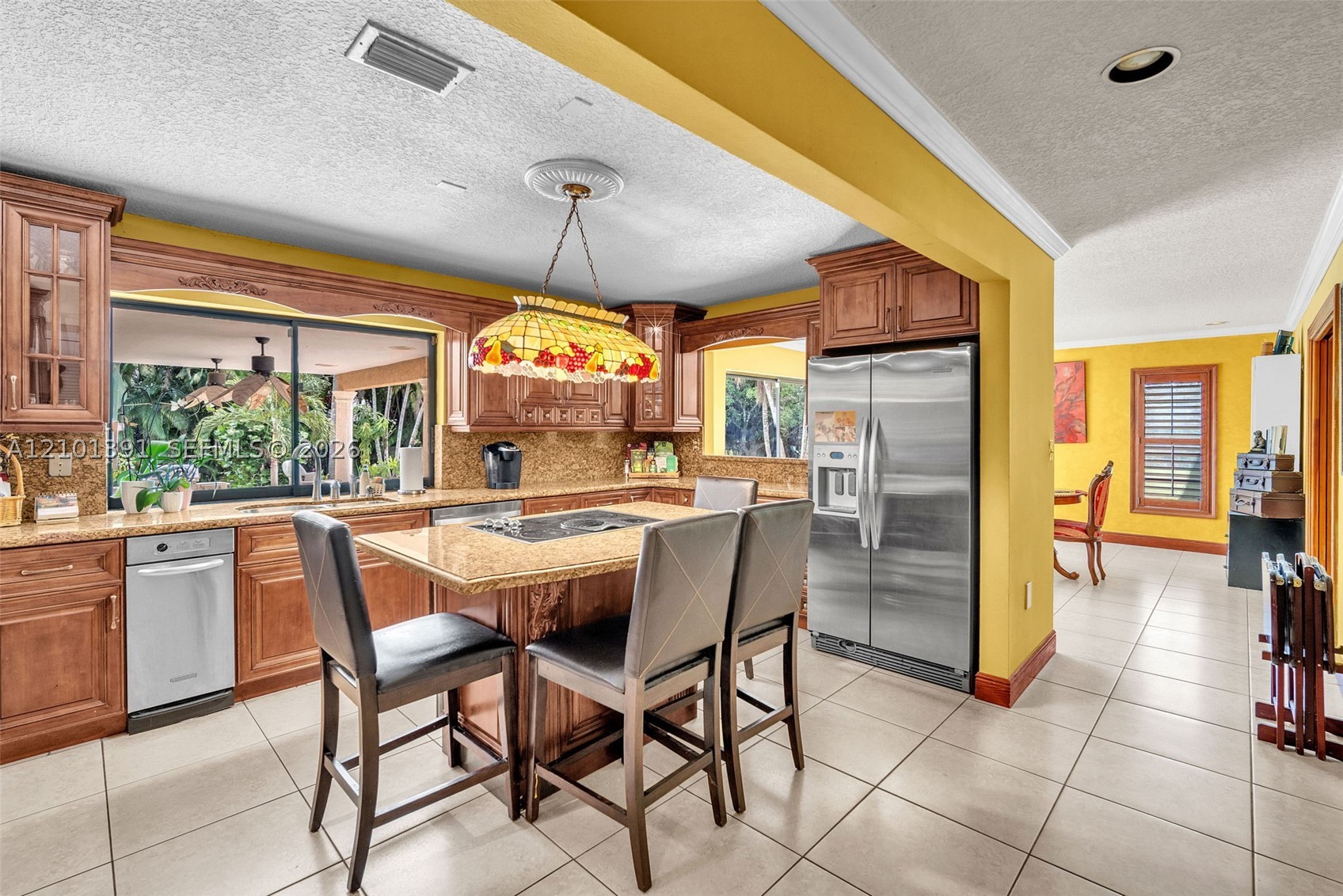 10010 NW 135th St, Hialeah Gardens FL 33018