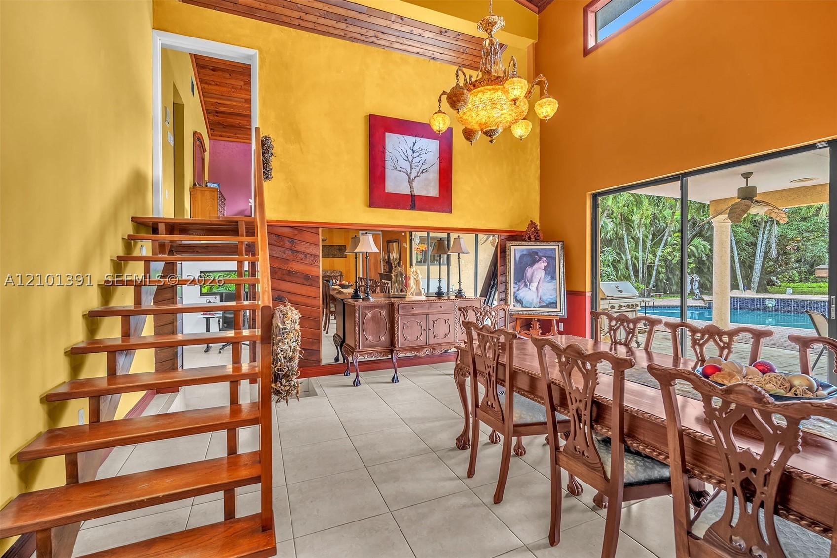 10010 NW 135th St, Hialeah Gardens FL 33018