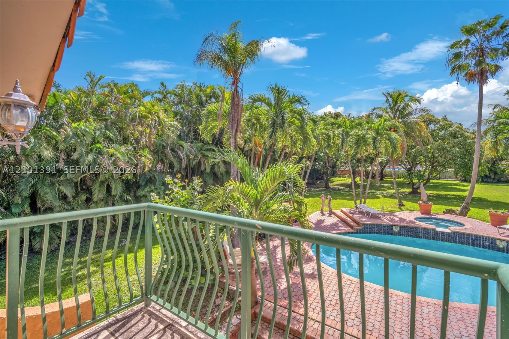 10010 NW 135th St, Hialeah Gardens FL 33018