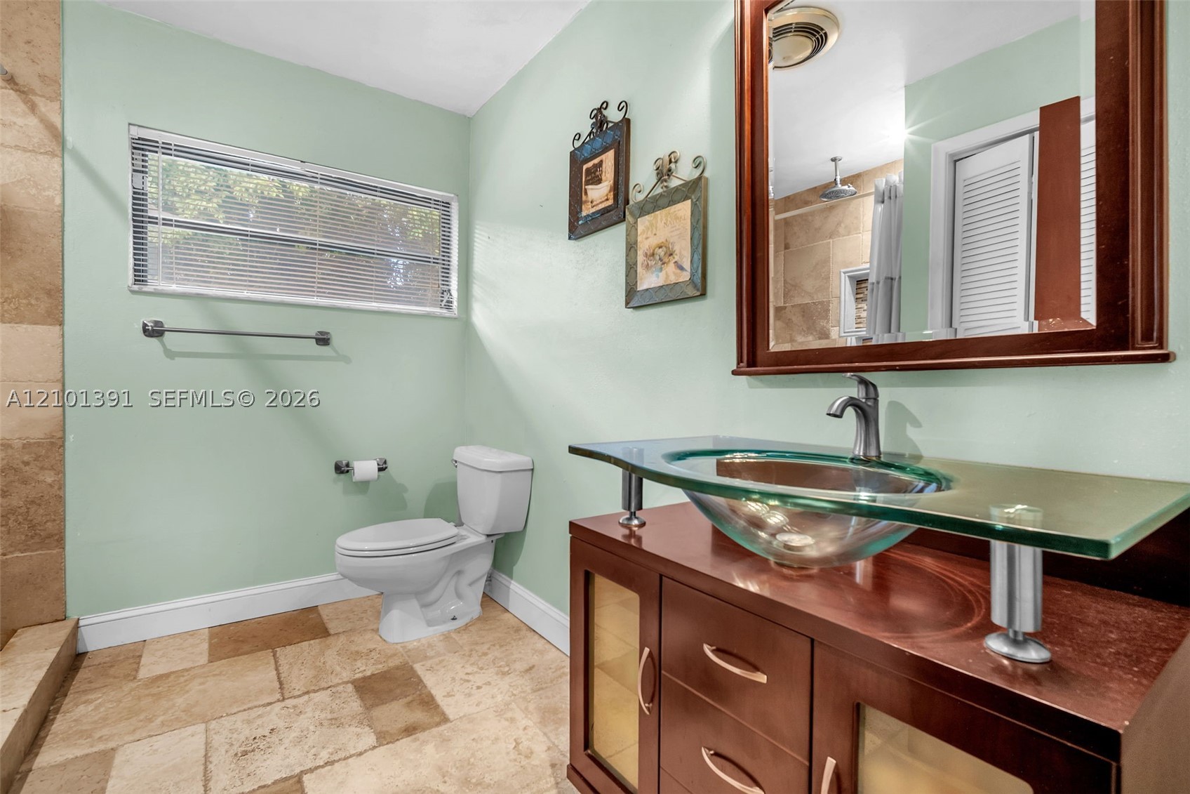 10010 NW 135th St, Hialeah Gardens FL 33018