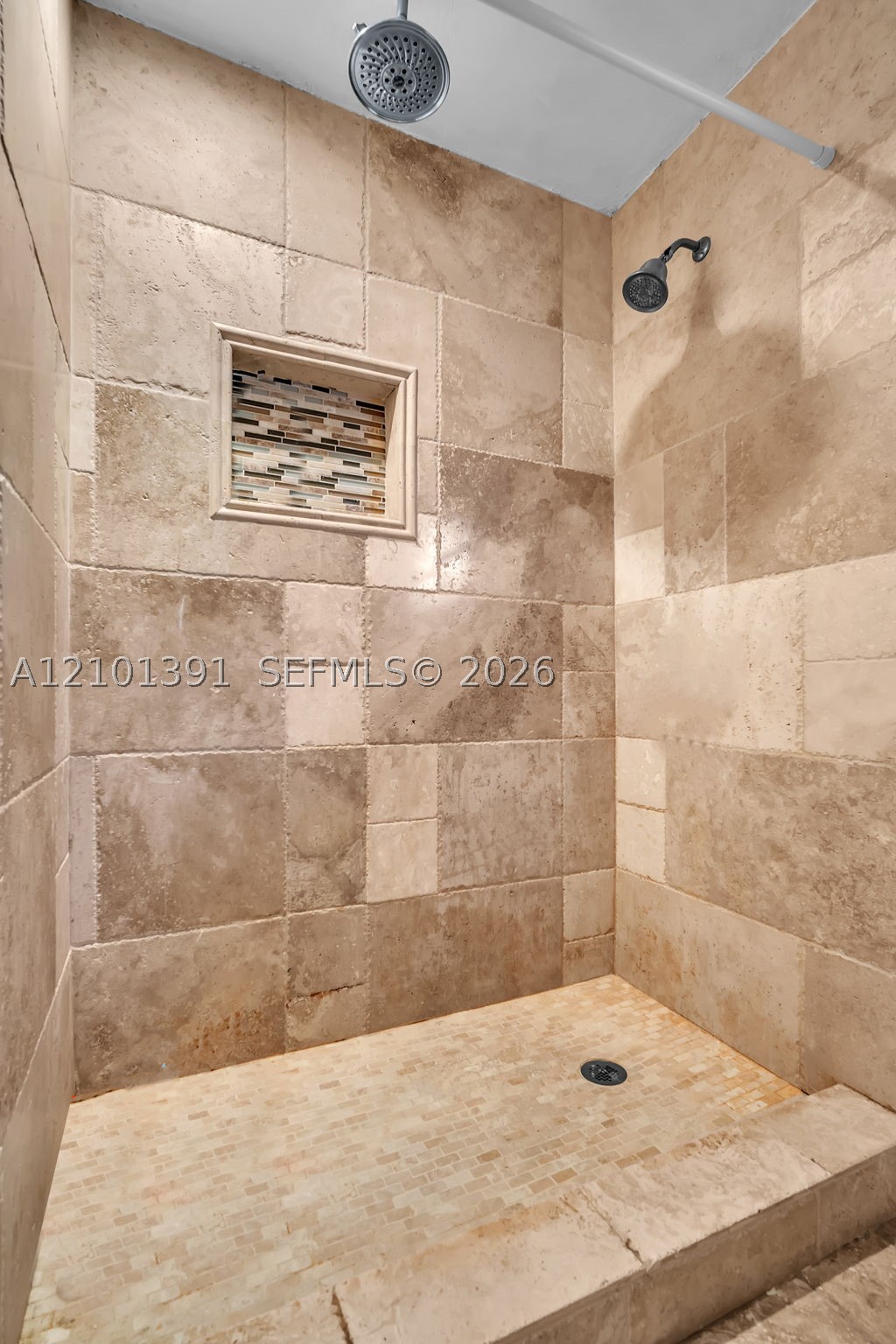 10010 NW 135th St, Hialeah Gardens FL 33018