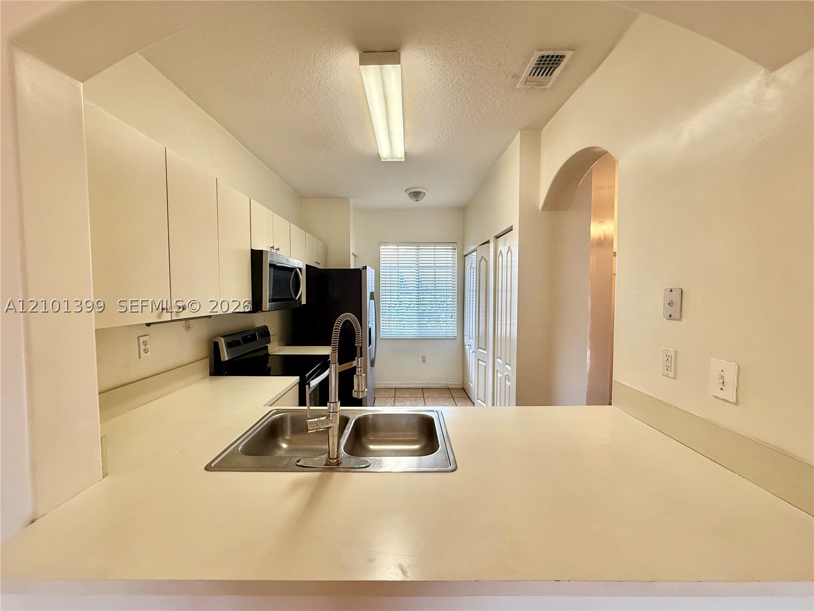 15800 SW 92nd Ave #12B, Palmetto Bay FL 33157
