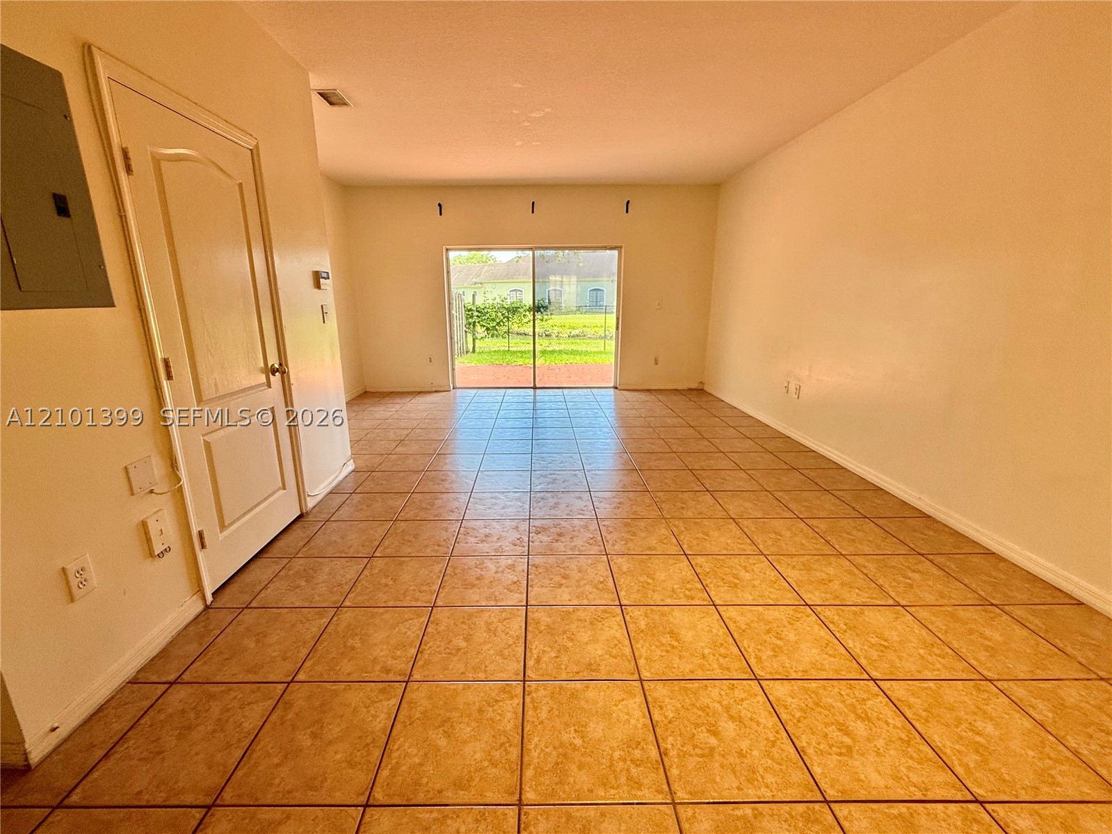 15800 SW 92nd Ave #12B, Palmetto Bay FL 33157