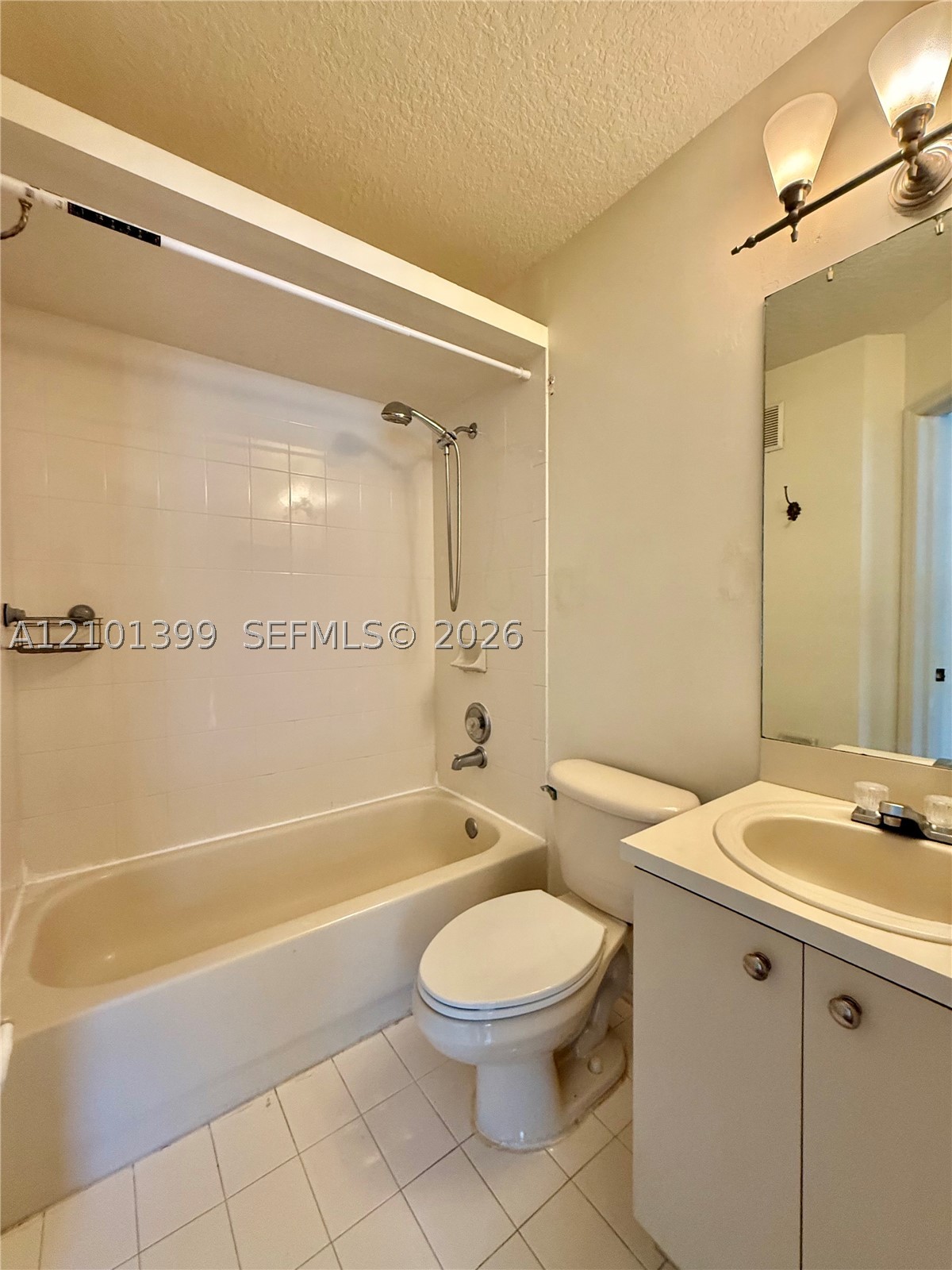 15800 SW 92nd Ave #12B, Palmetto Bay FL 33157