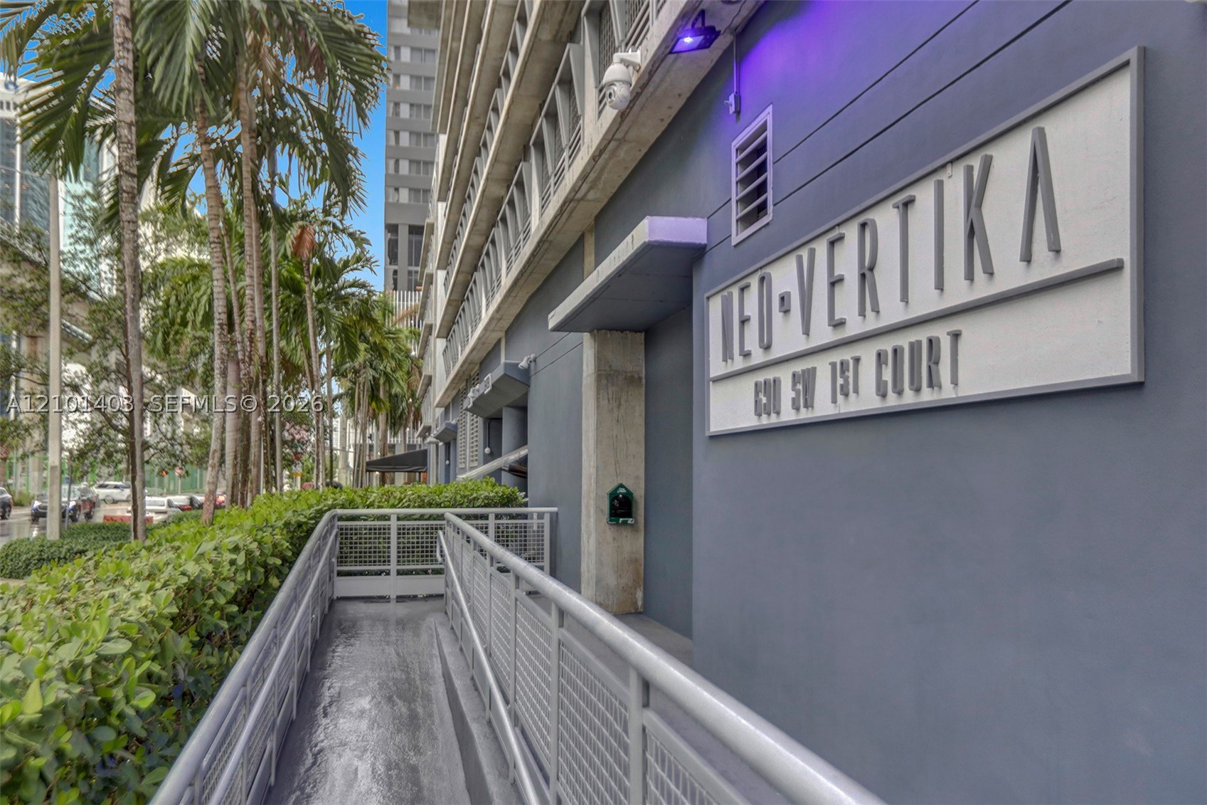 690 SW 1st Ct #1828, Miami FL 33130
