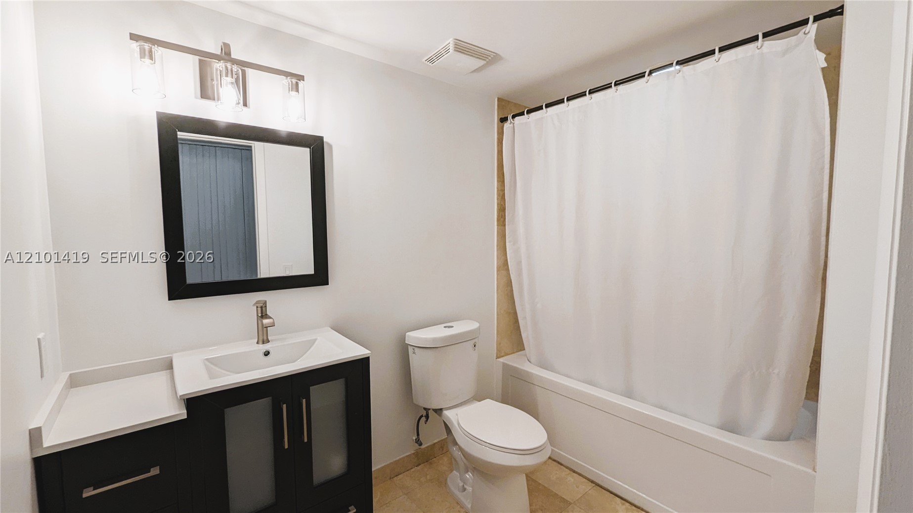 350 S Miami Ave #701, Miami FL 33130
