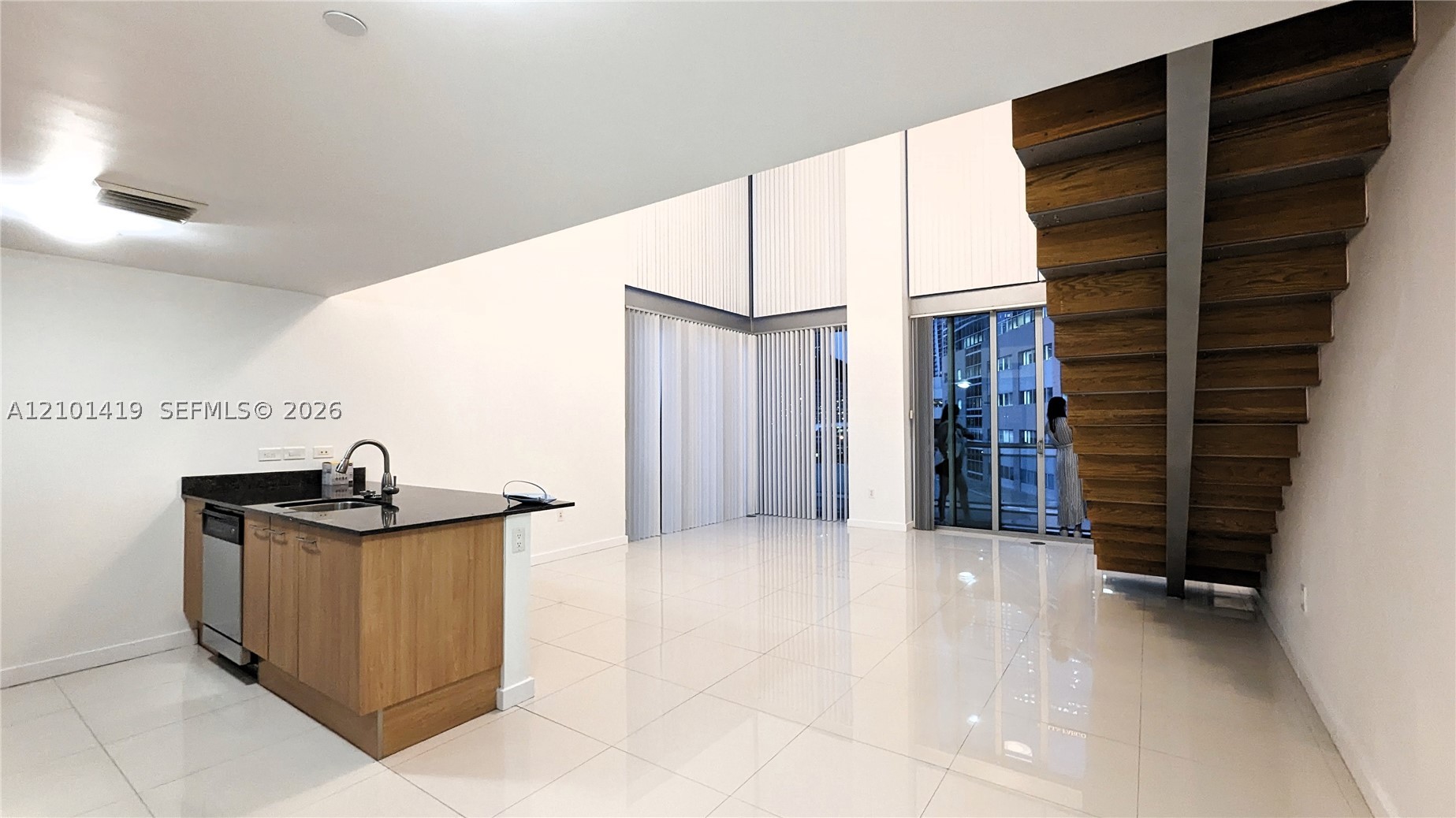 350 S Miami Ave #701, Miami FL 33130