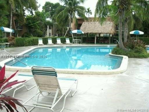 8267 SW 128th St #207, Pinecrest FL 33156