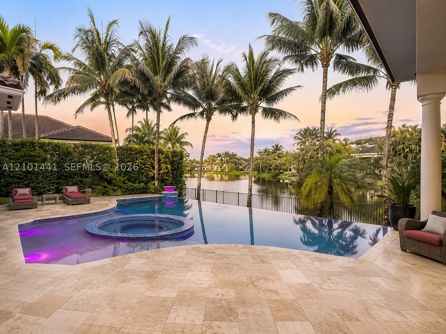 560 Coconut Palm Ter, Plantation FL 33324