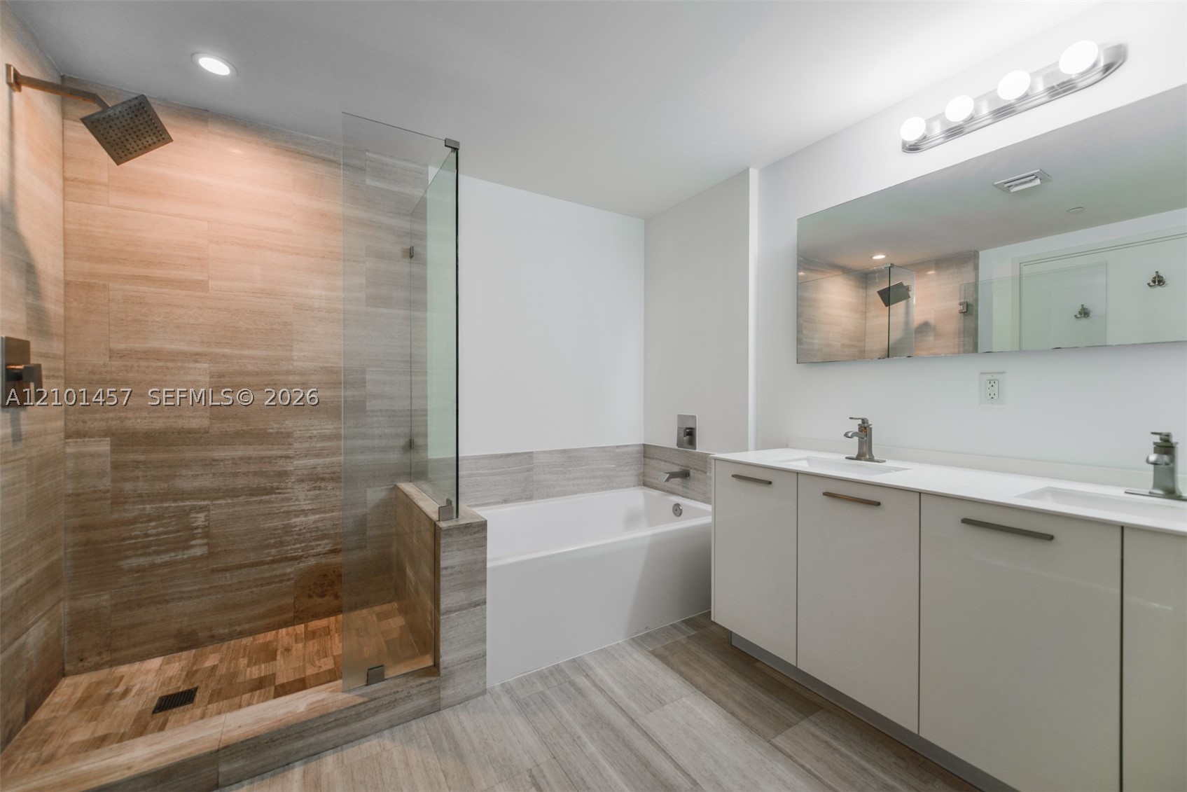 1300 Brickell Bay Dr #1203, Miami FL 33131