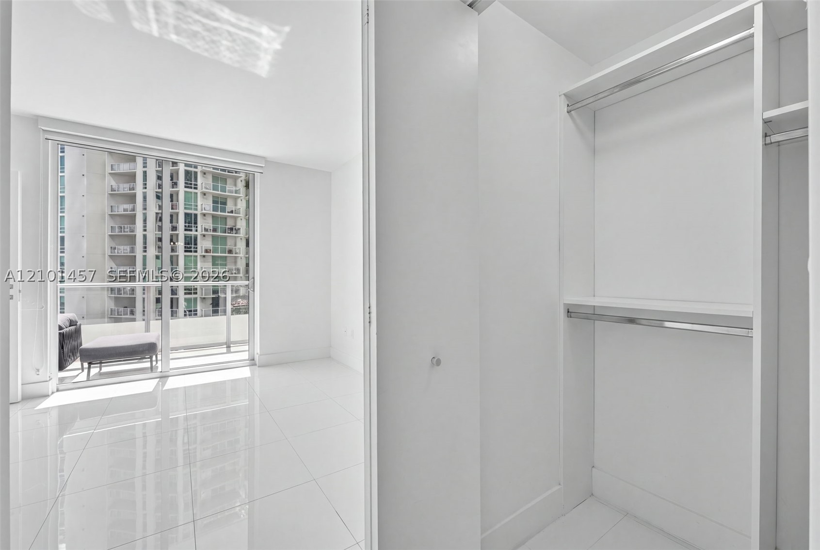 1300 Brickell Bay Dr #1203, Miami FL 33131