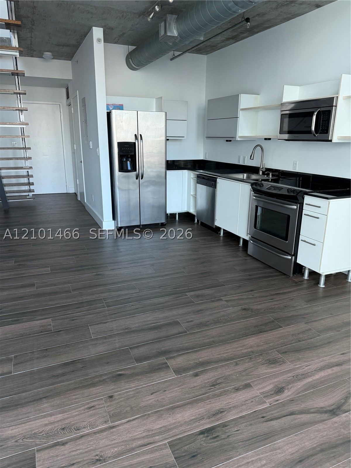 690 SW 1st Ct #1703, Miami FL 33130