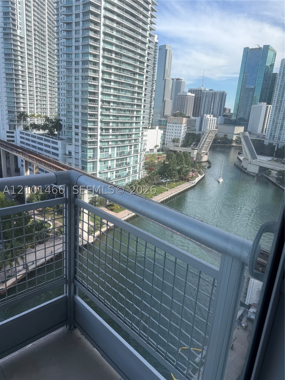 690 SW 1st Ct #1703, Miami FL 33130