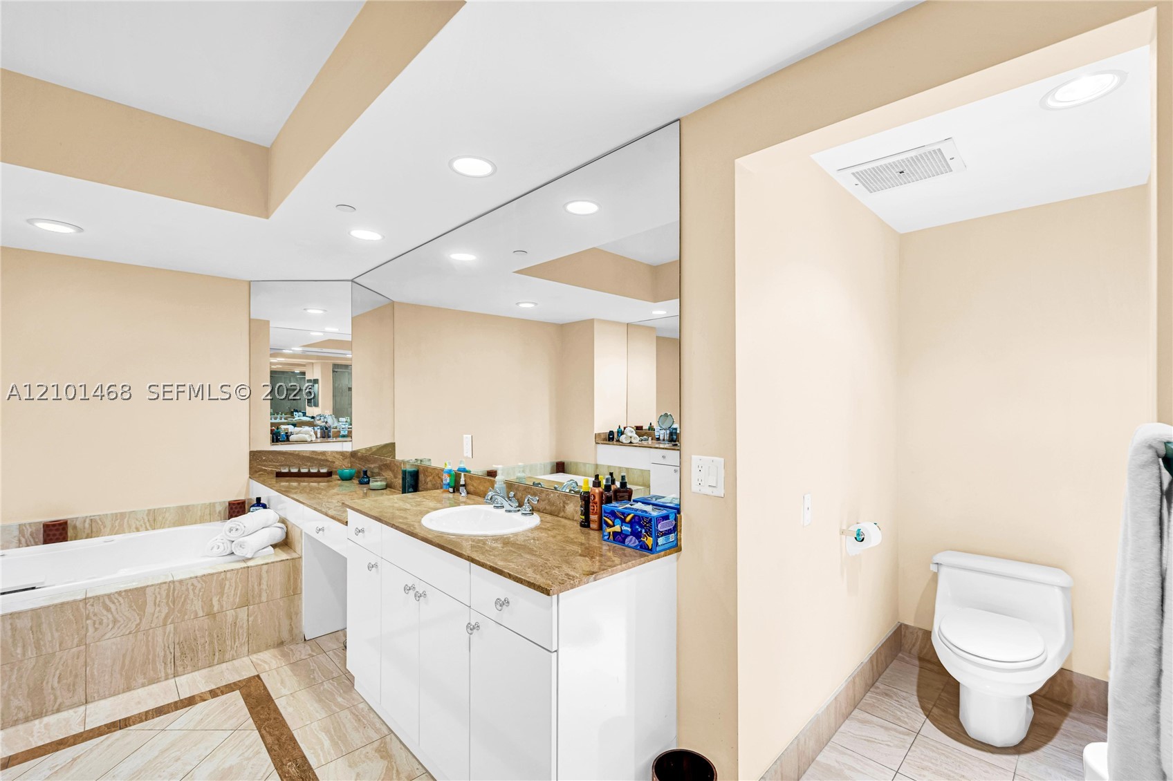 21050 Point Pl #502, Aventura FL 33180