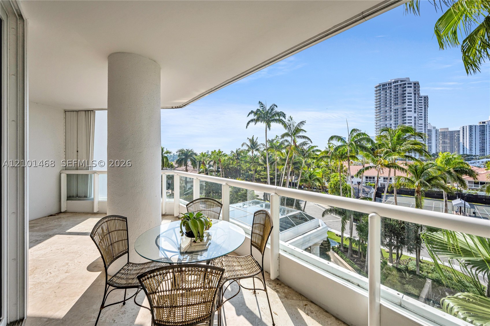 21050 Point Pl #502, Aventura FL 33180