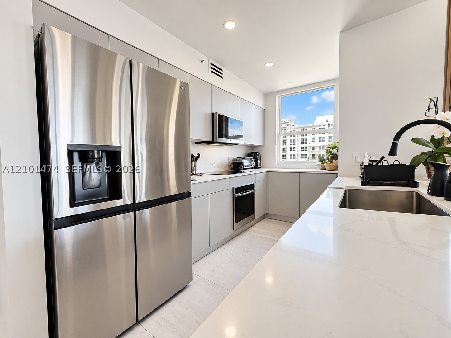 1155 Brickell Bay Dr #3010, Miami FL 33131