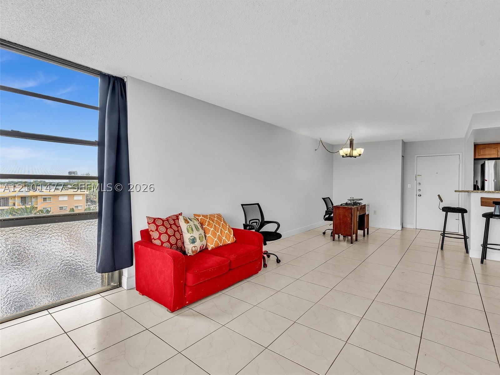 2500 NE 135th St #C502, North Miami FL 33181