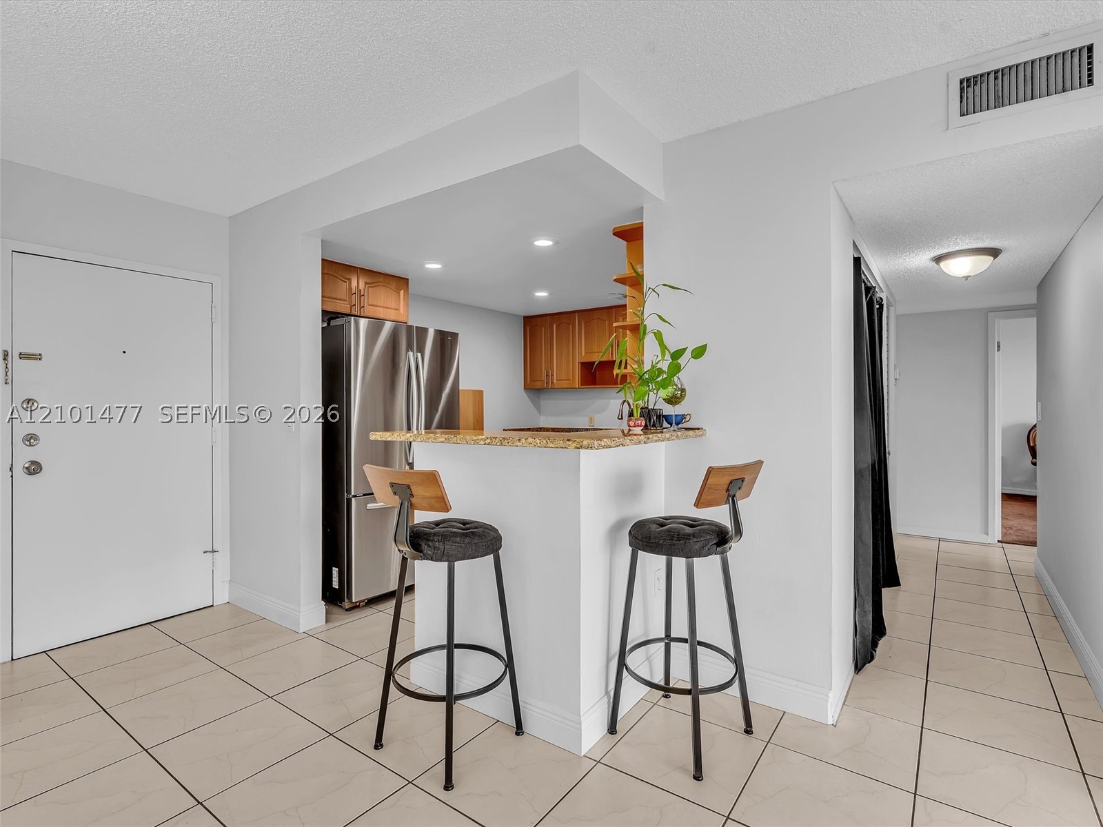 2500 NE 135th St #C502, North Miami FL 33181