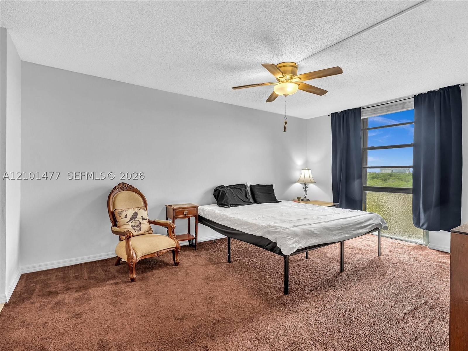 2500 NE 135th St #C502, North Miami FL 33181