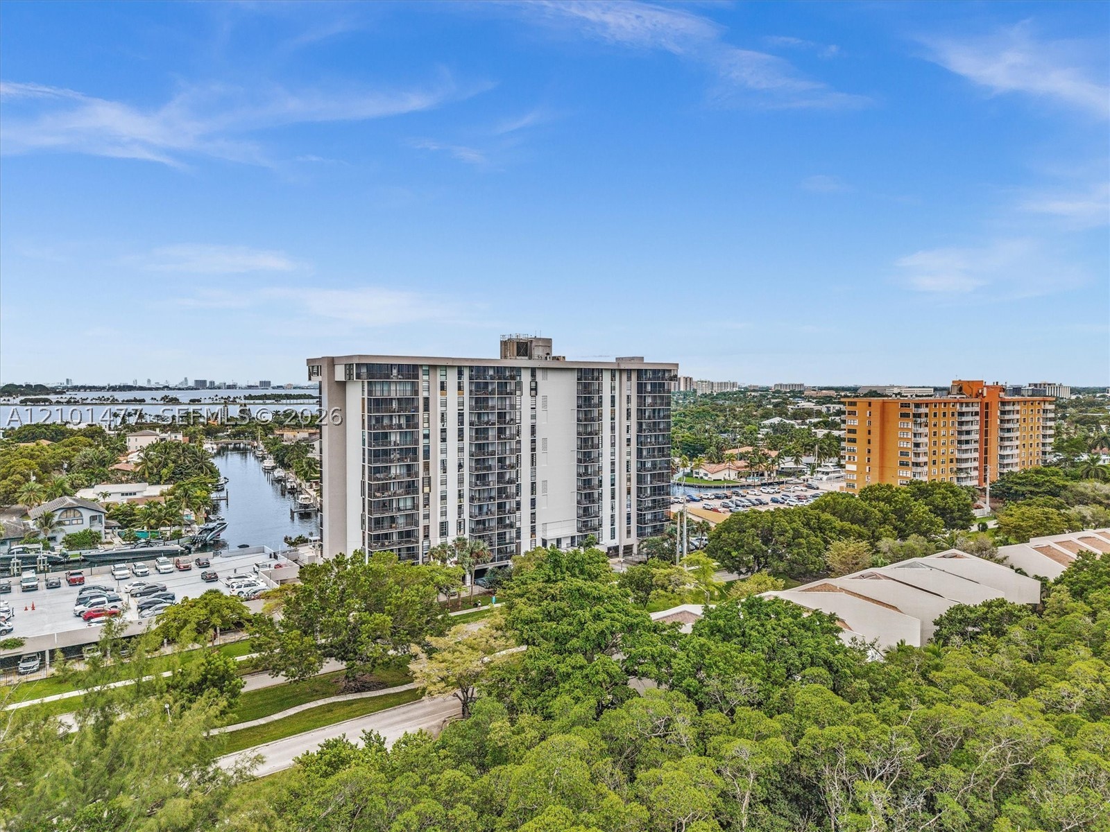 2500 NE 135th St #C502, North Miami FL 33181