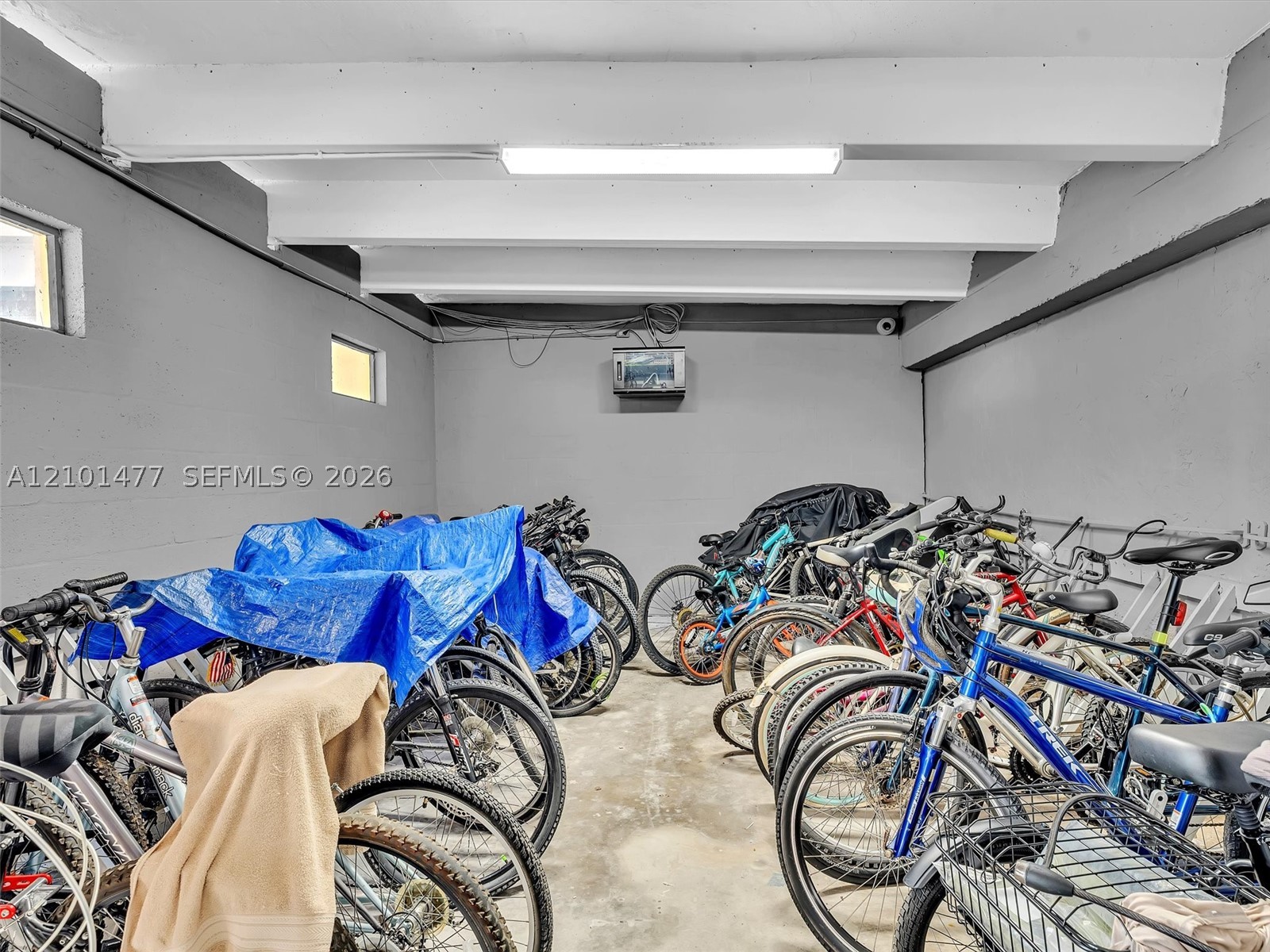 2500 NE 135th St #C502, North Miami FL 33181