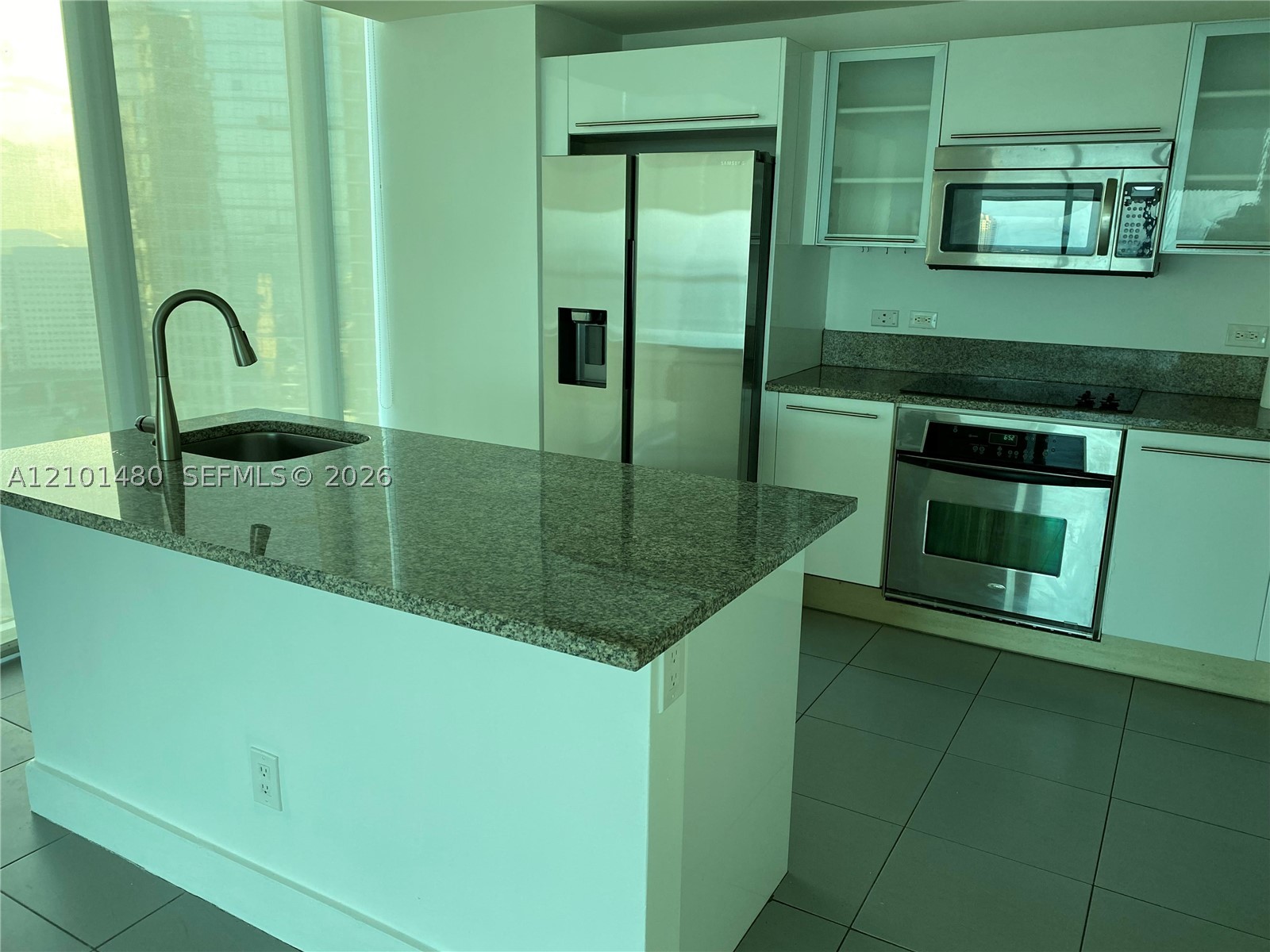 888 Biscayne Blvd #3001, Miami FL 33132