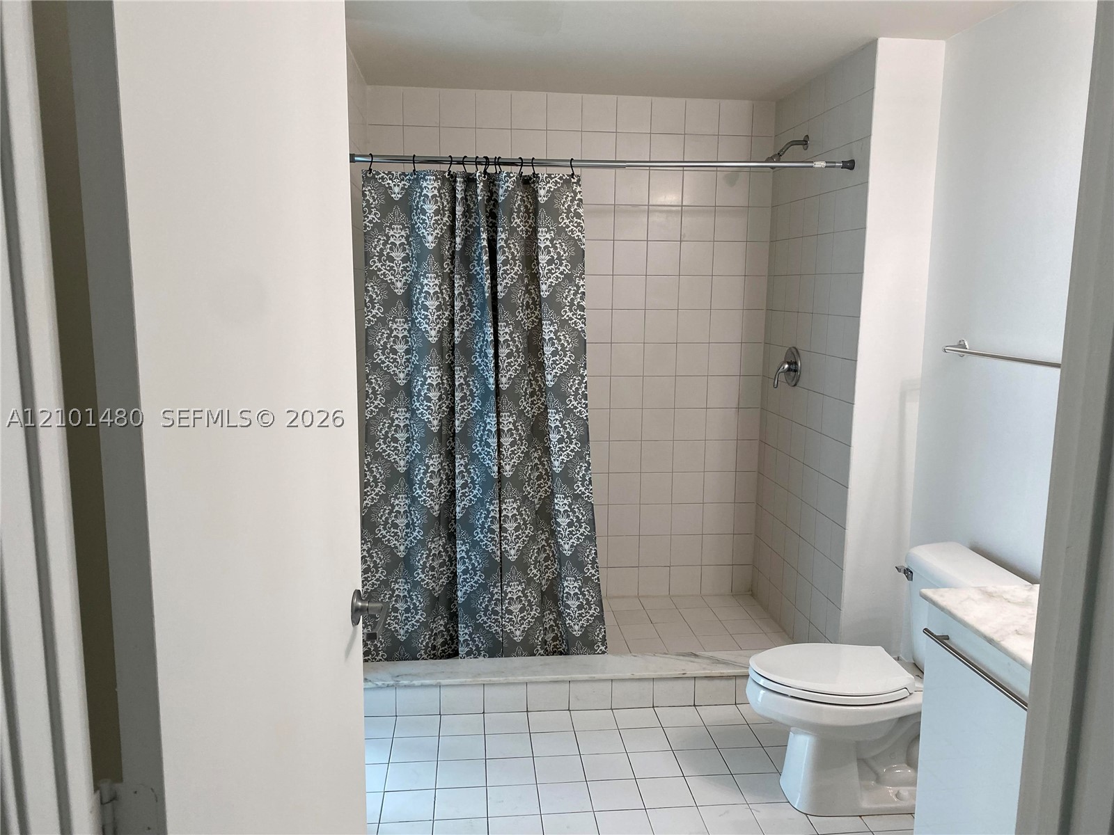 888 Biscayne Blvd #3001, Miami FL 33132