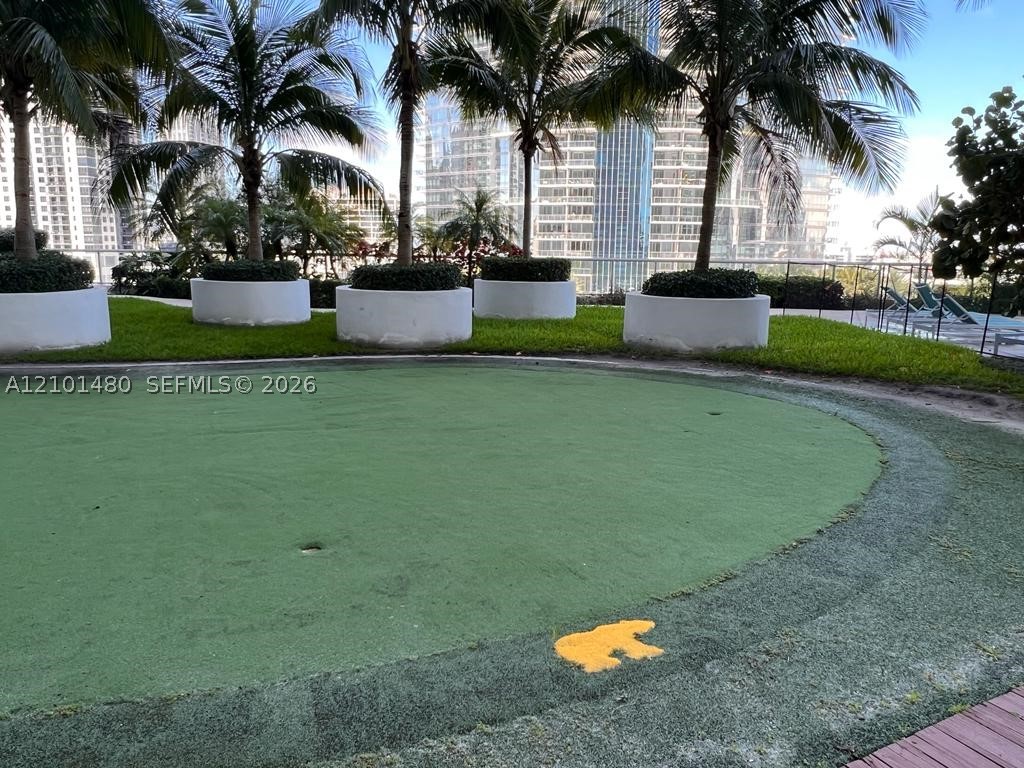 888 Biscayne Blvd #3001, Miami FL 33132