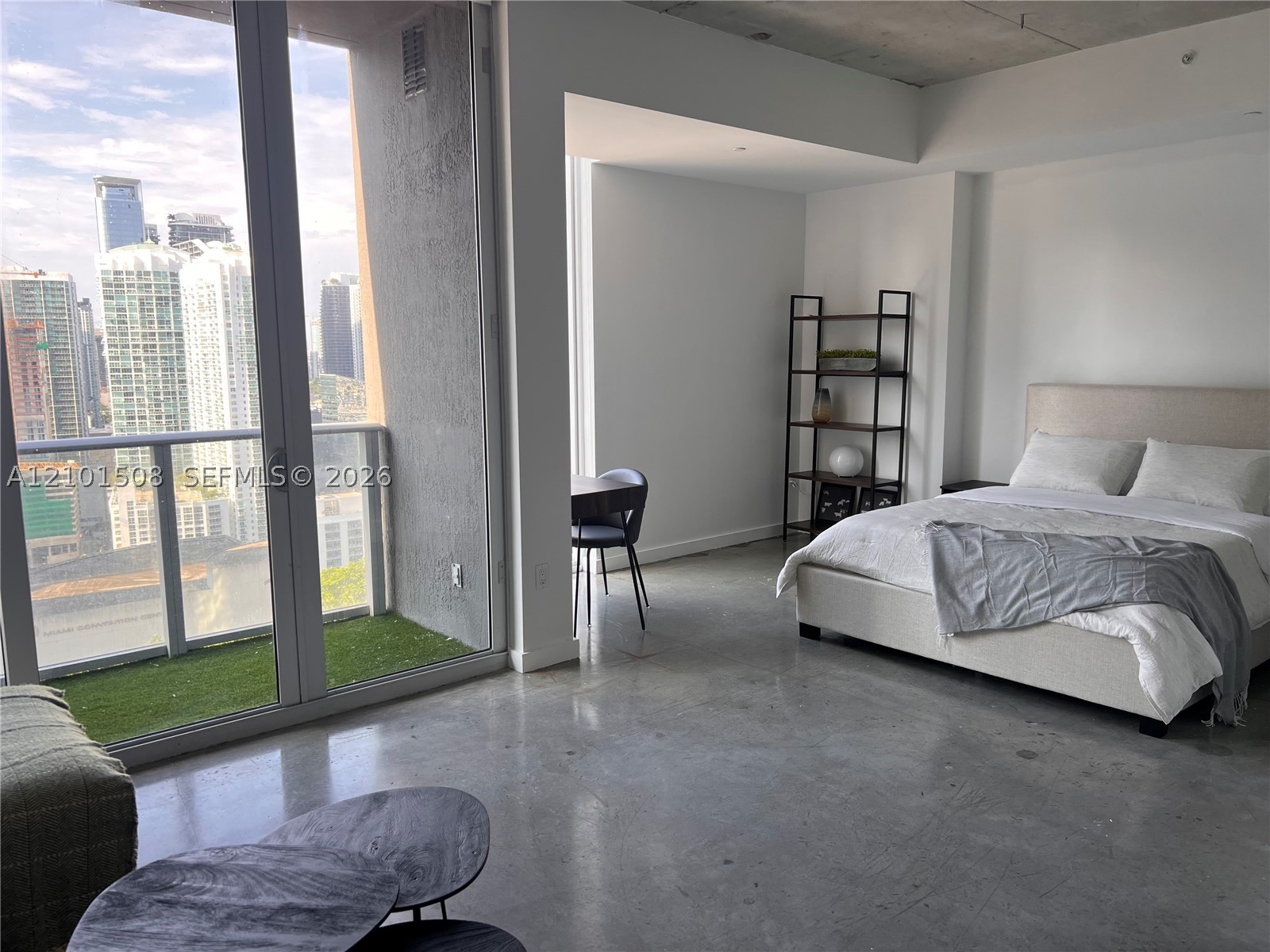 151 SE 1st St #2907, Miami FL 33131