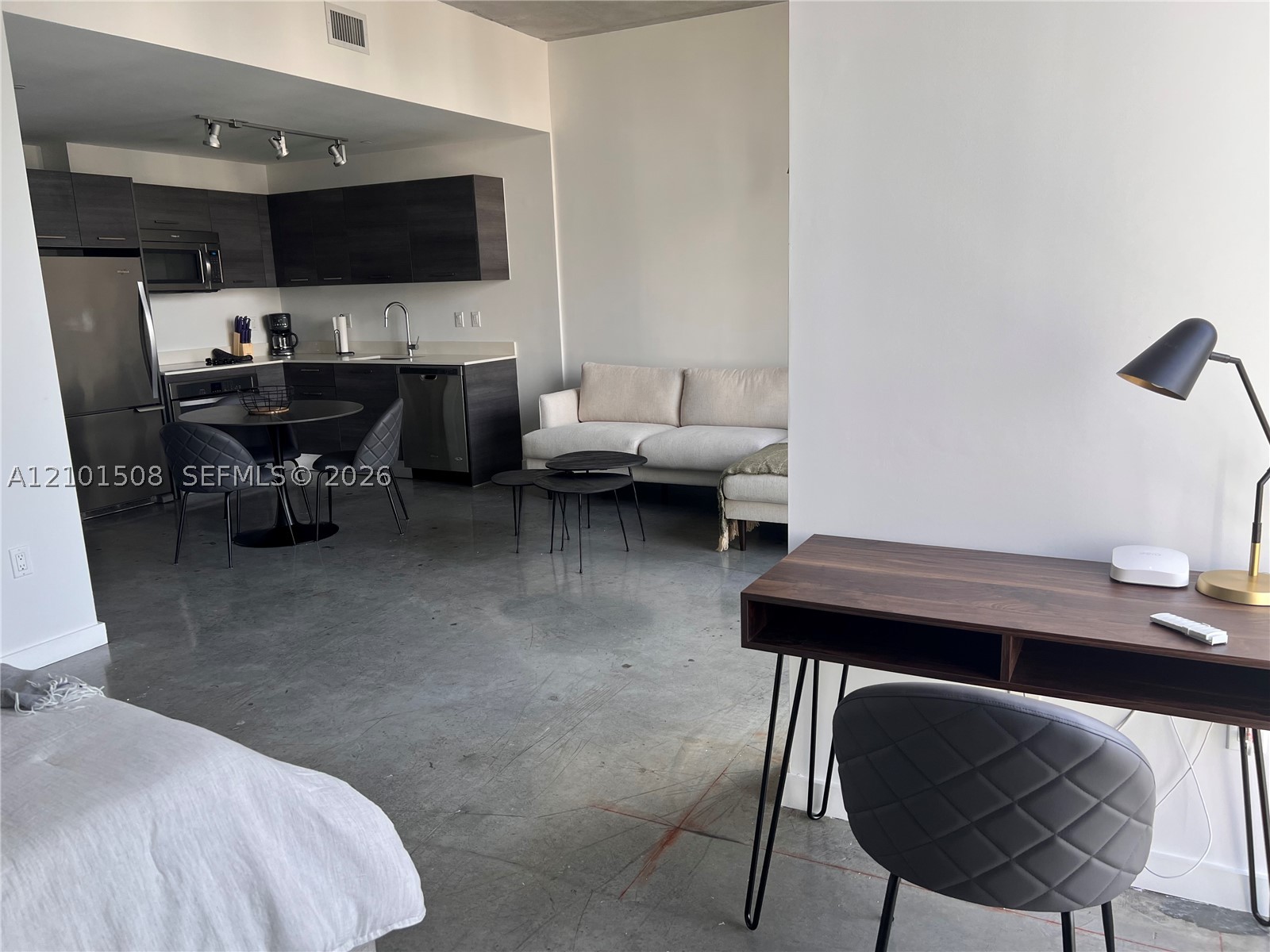 151 SE 1st St #2907, Miami FL 33131
